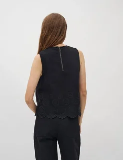 Global Funk Rihne Scallop-G Top - Sort