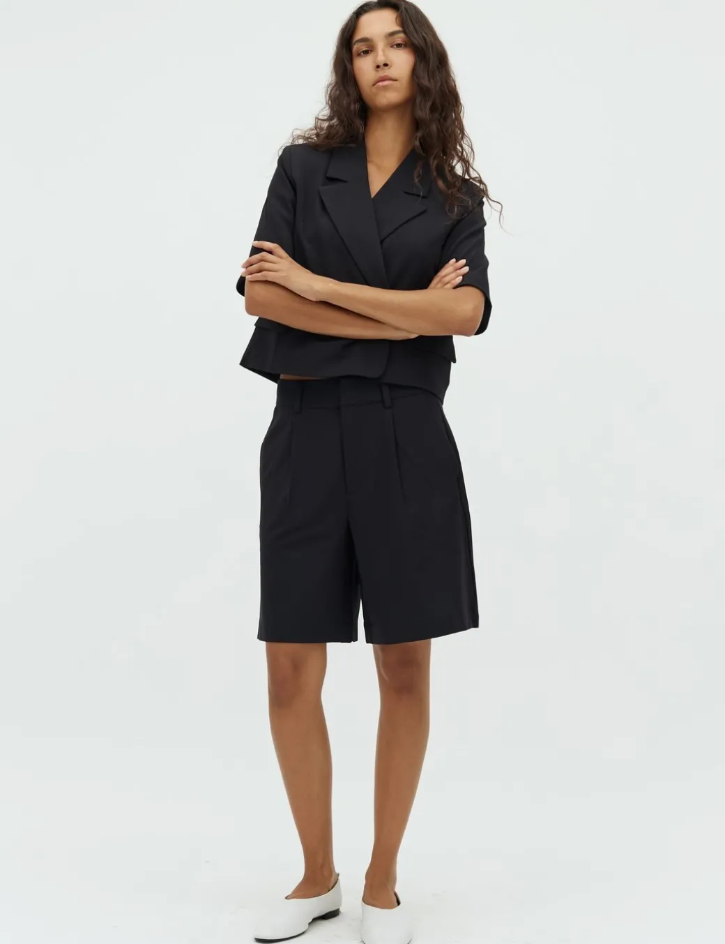 mbyM Guri-M Shorts - Sort