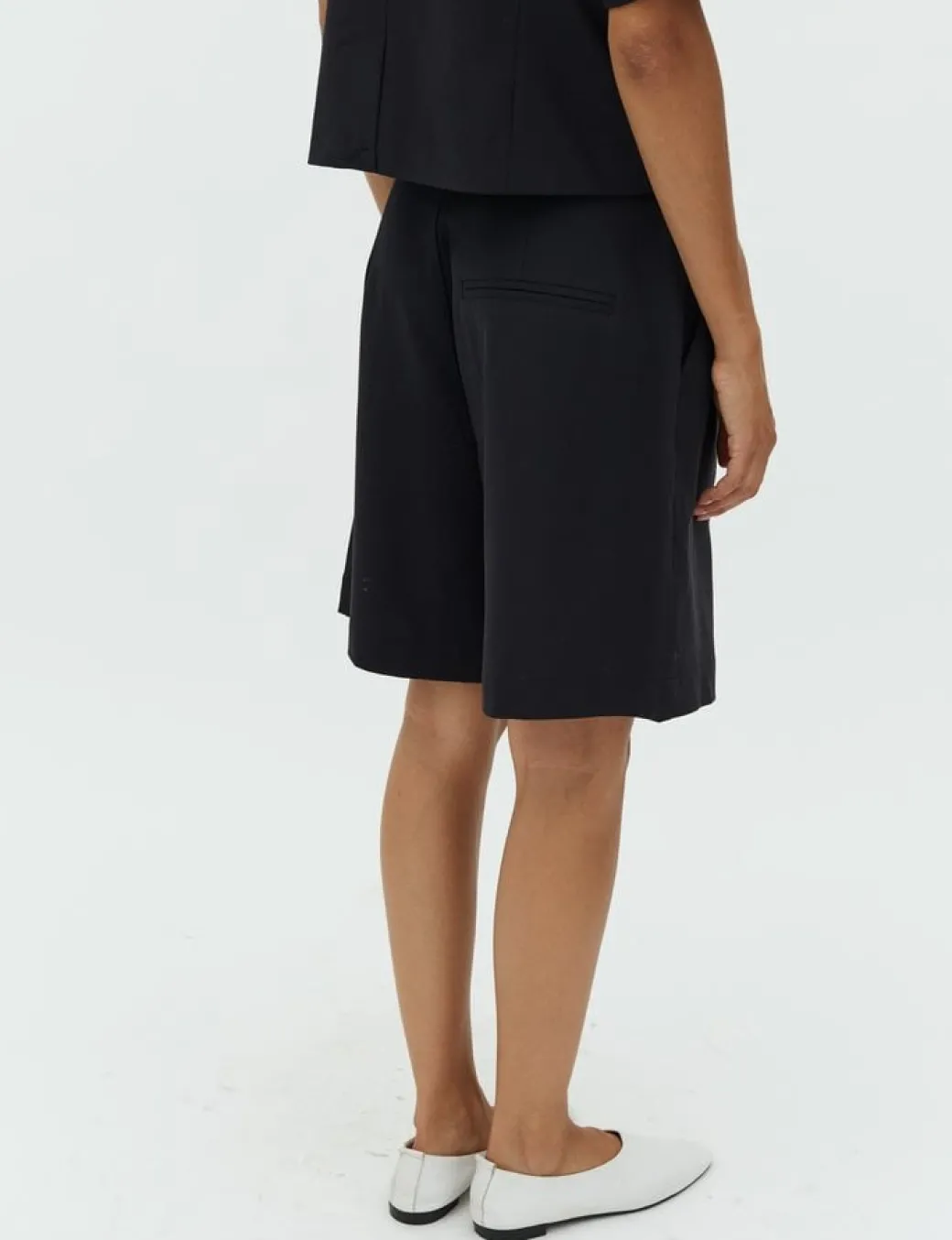 mbyM Guri-M Shorts - Sort