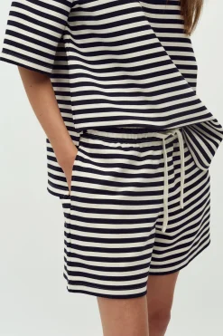 mbyM Jaxi-M Shorts - Stribet