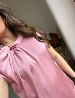 Neo Noir Fleur Drapy Satin Bluse - Pink