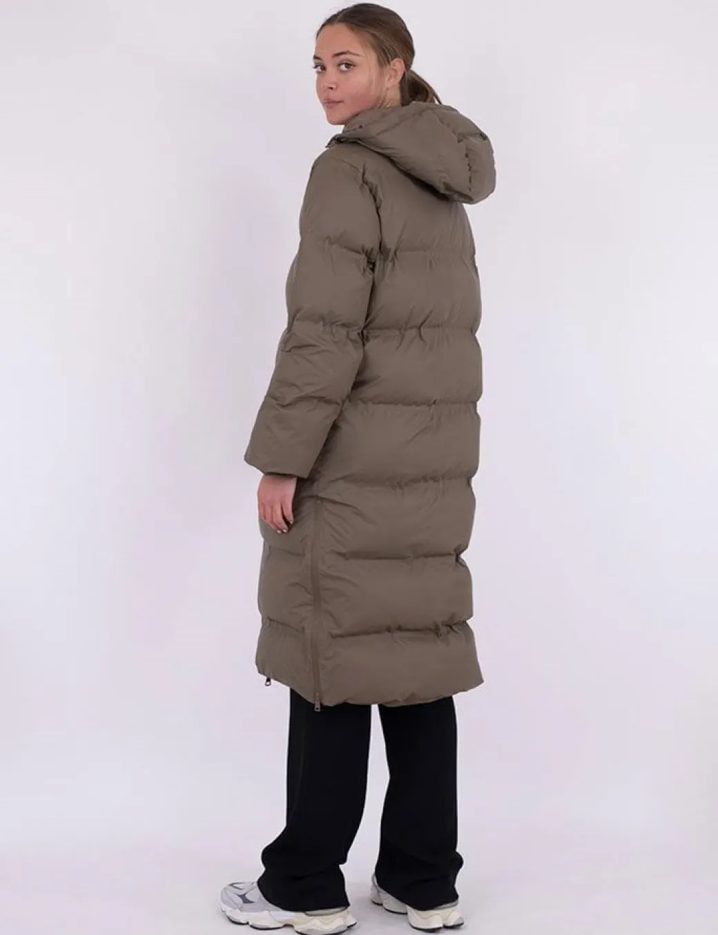 Neo Noir Viviana C Puffer Jakke - Sand